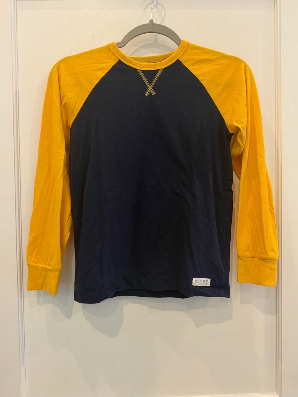 GAP raglan baseball shirt navy blue and yellow, boys size large